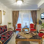 Daphne Стамбул