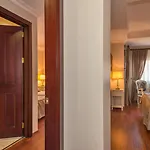 Daphne Отель 4*