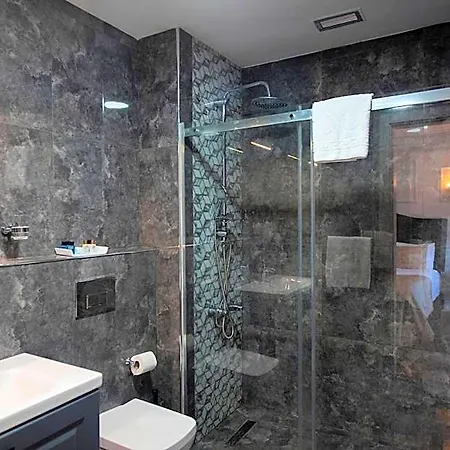 Hotel Daphne 4*