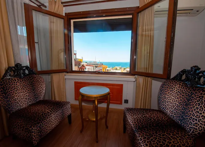 Daphne Стамбул